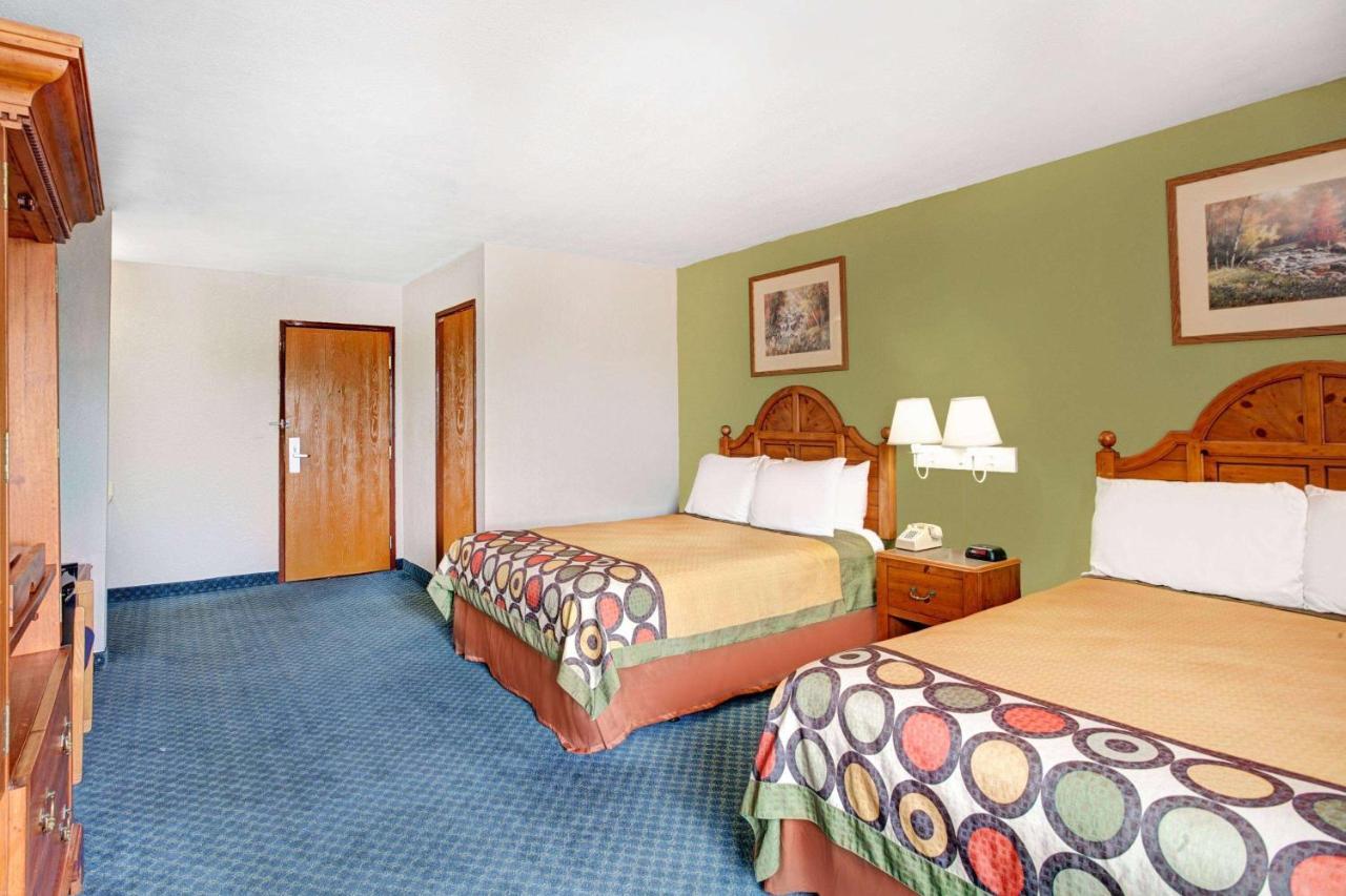 Hotel Super 8 By Wyndham West Memphis Esterno foto